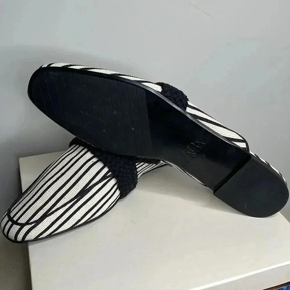 Zara Black & White Stripped Mules - Picture 9 of 9